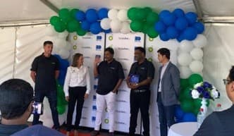 Ribbon-cutting at the BP Brackenridge EV site opening