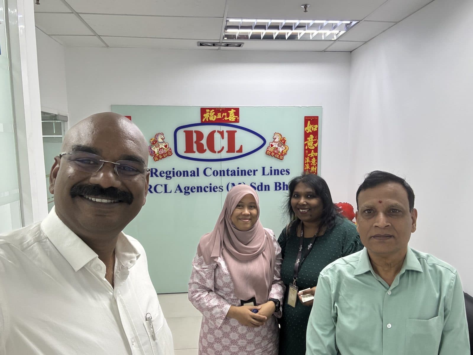 BOSS Container Line leadership meeting a shipping and logistics partner